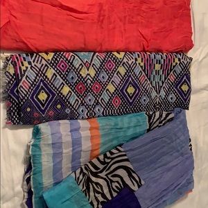 Light weight scarf bundle.